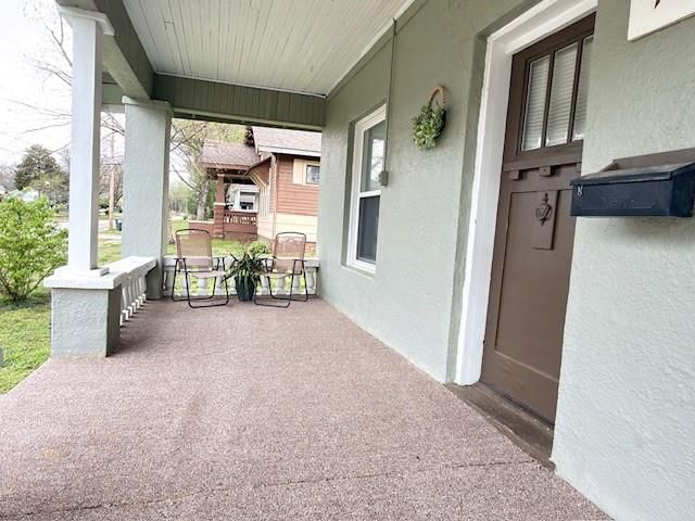 718 N Main Street — photo 2