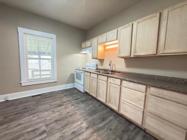 718 N Main Street — photo 12