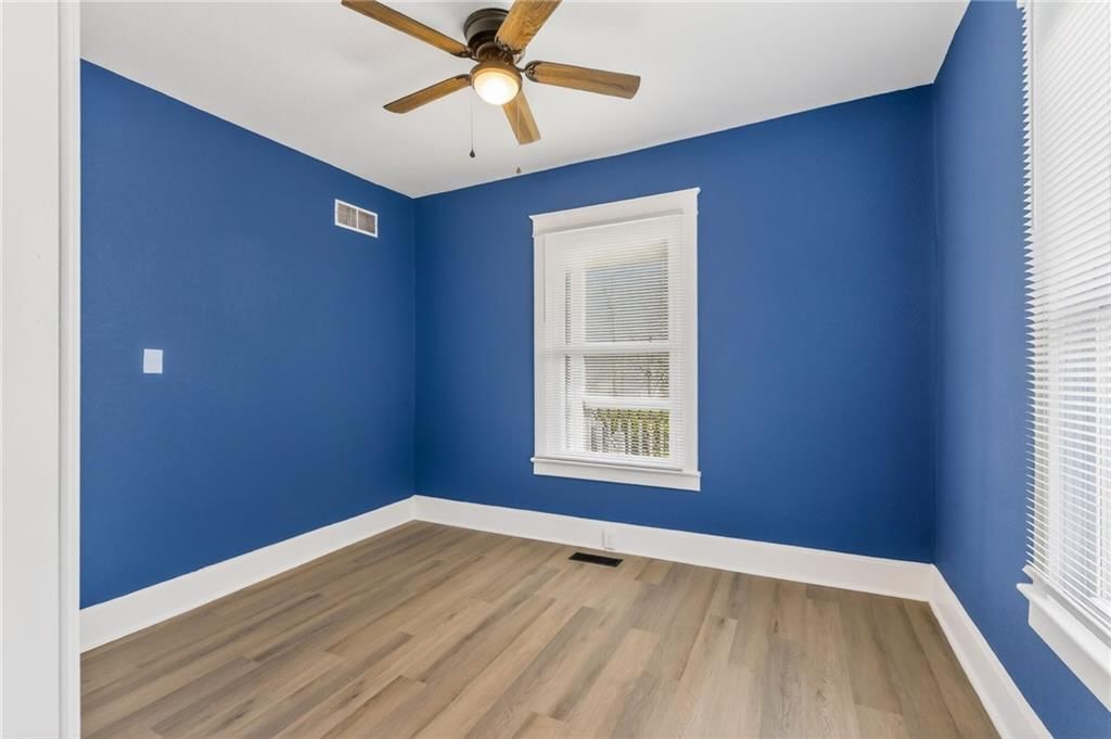 11209 Chicago Avenue — photo 25