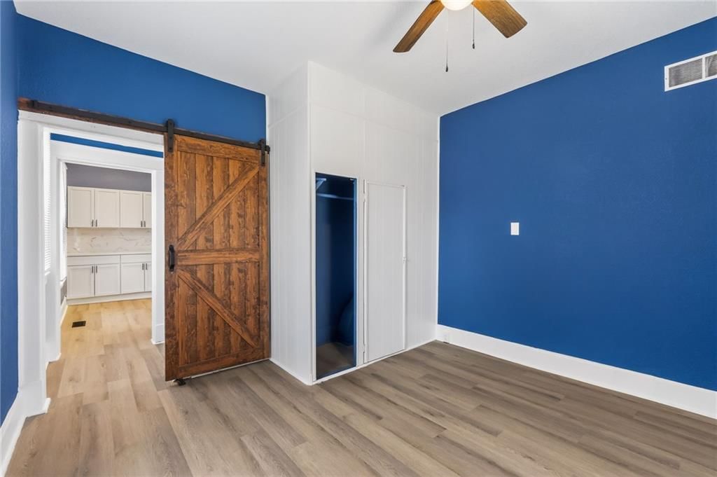 11209 Chicago Avenue — photo 26