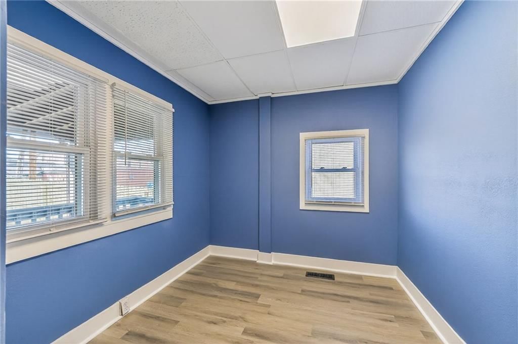 11209 Chicago Avenue — photo 30