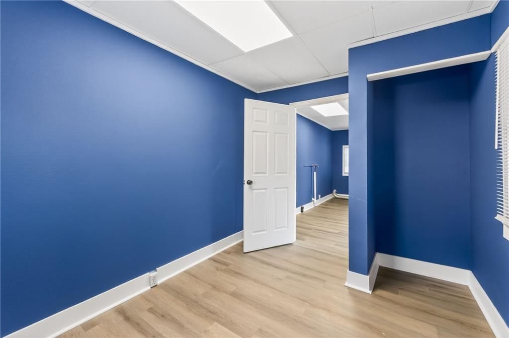 11209 Chicago Avenue — photo 31
