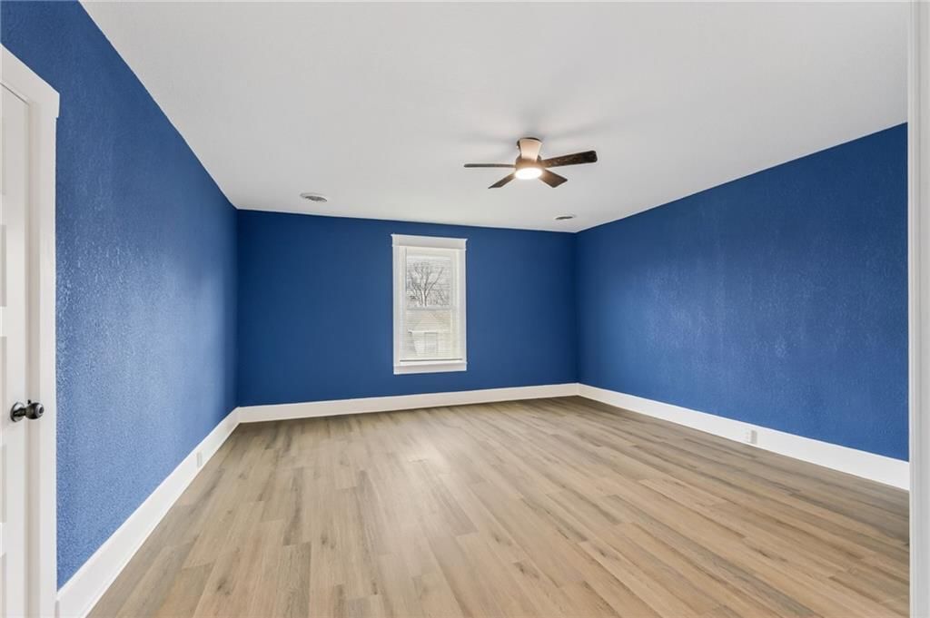 11209 Chicago Avenue — photo 34