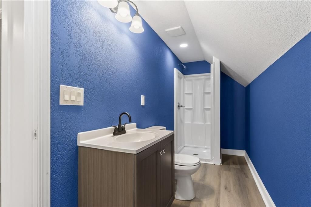 11209 Chicago Avenue — photo 37