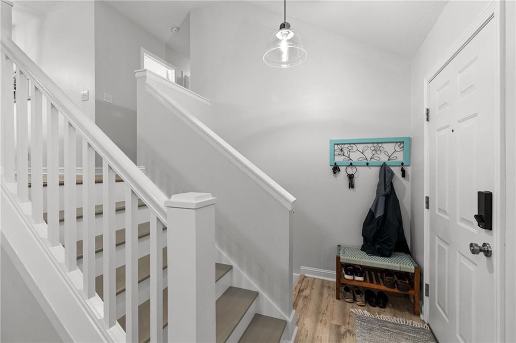2108 Glenside Road — photo 4
