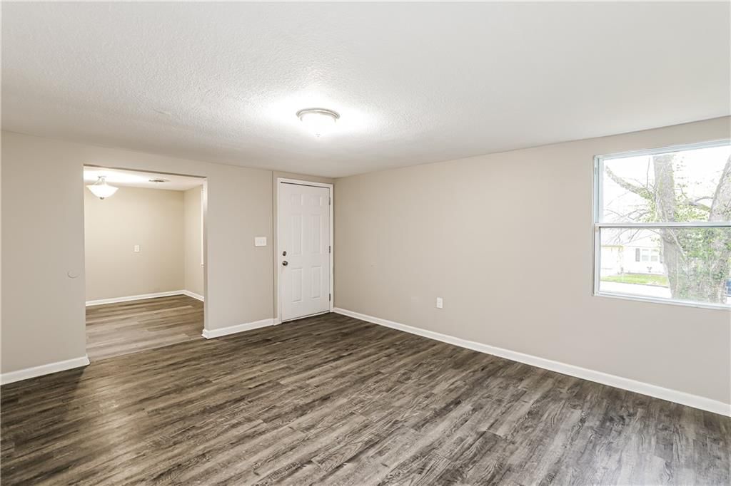 7933 N Jefferson Street — photo 3
