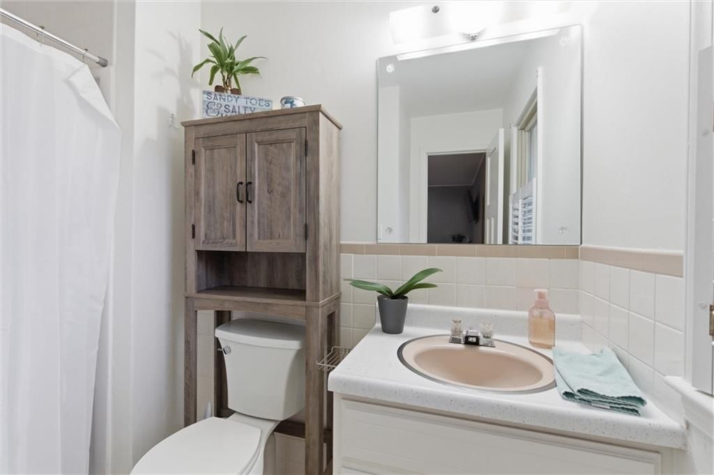 601 James Street — photo 15