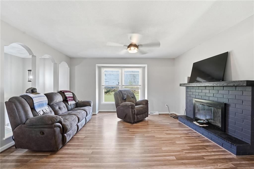 6470 SE Horseshoe Drive — photo 3
