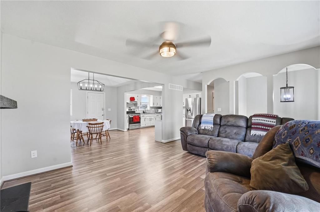 6470 SE Horseshoe Drive — photo 4