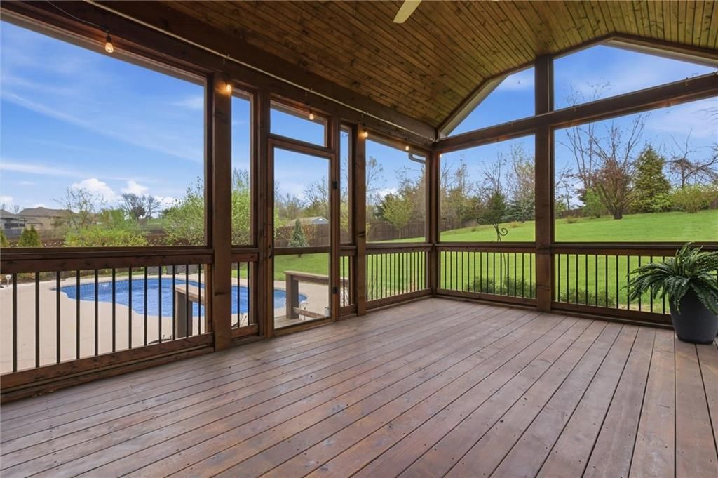 13335 N Bedford Falls Drive, Platte City, MO