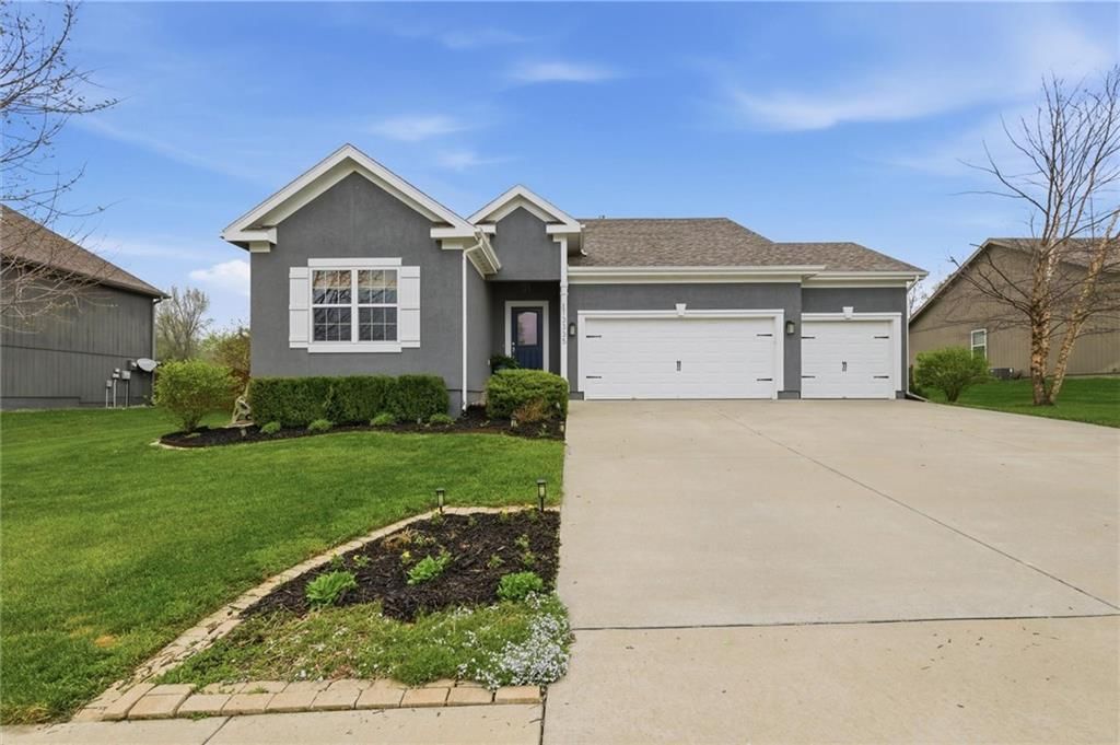 13335 N Bedford Falls Drive — photo 3
