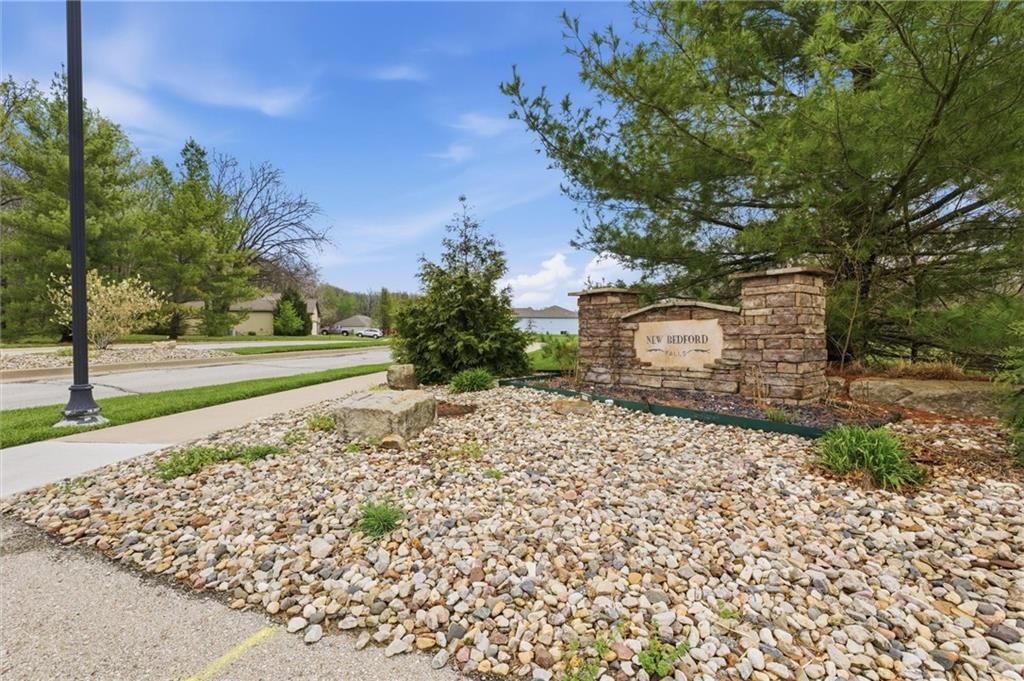 13335 N Bedford Falls Drive — photo 5