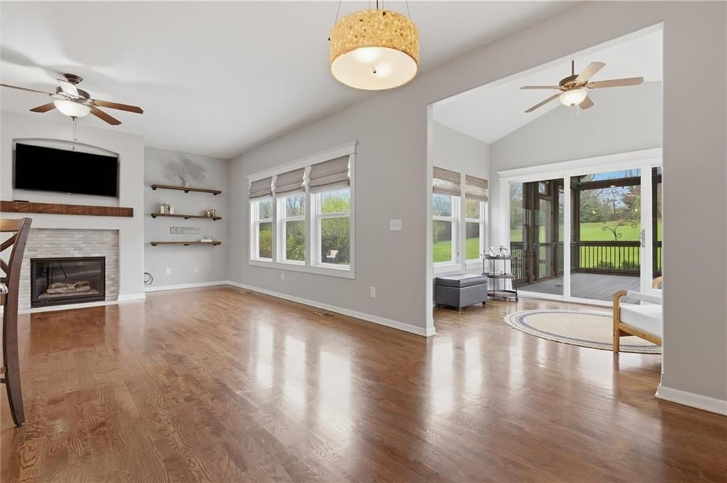 13335 N Bedford Falls Drive — photo 8