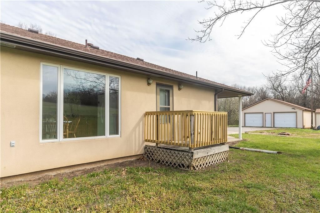 24069 Chieftain Road — photo 13