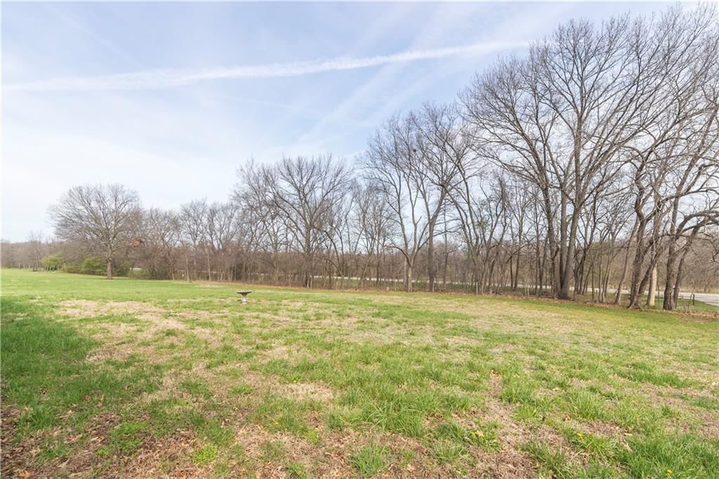 24069 Chieftain Road — photo 15