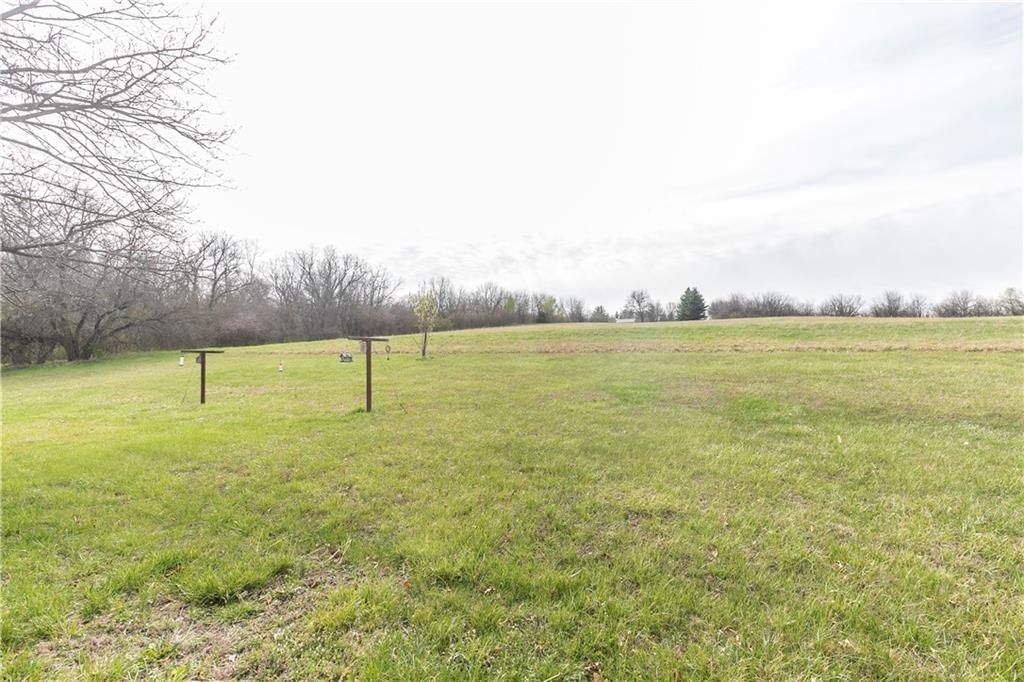 24069 Chieftain Road — photo 16