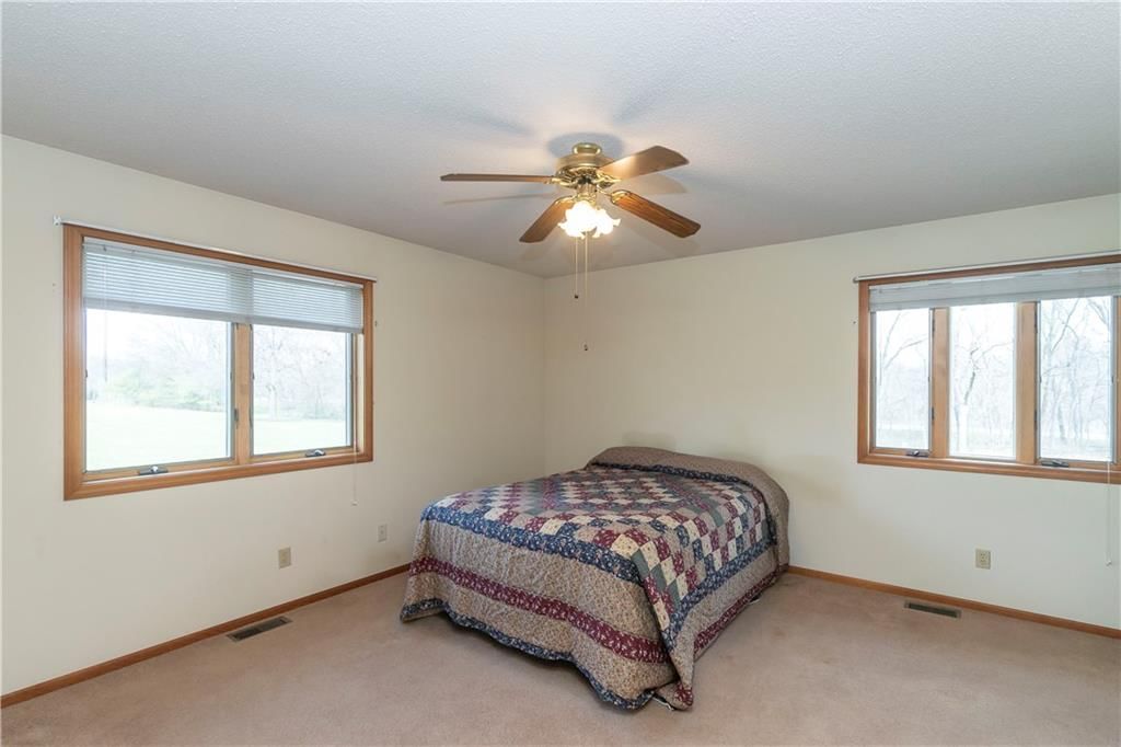 24069 Chieftain Road — photo 29
