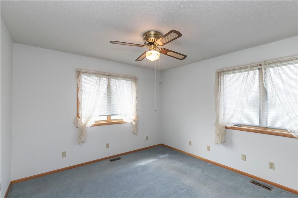 24069 Chieftain Road — photo 40