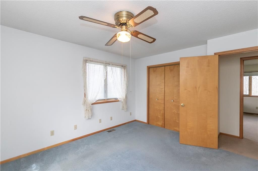 24069 Chieftain Road — photo 42