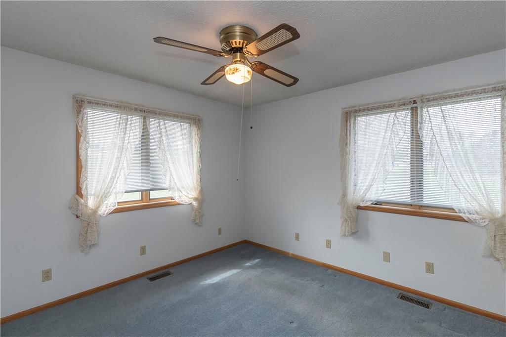 24069 Chieftain Road — photo 43