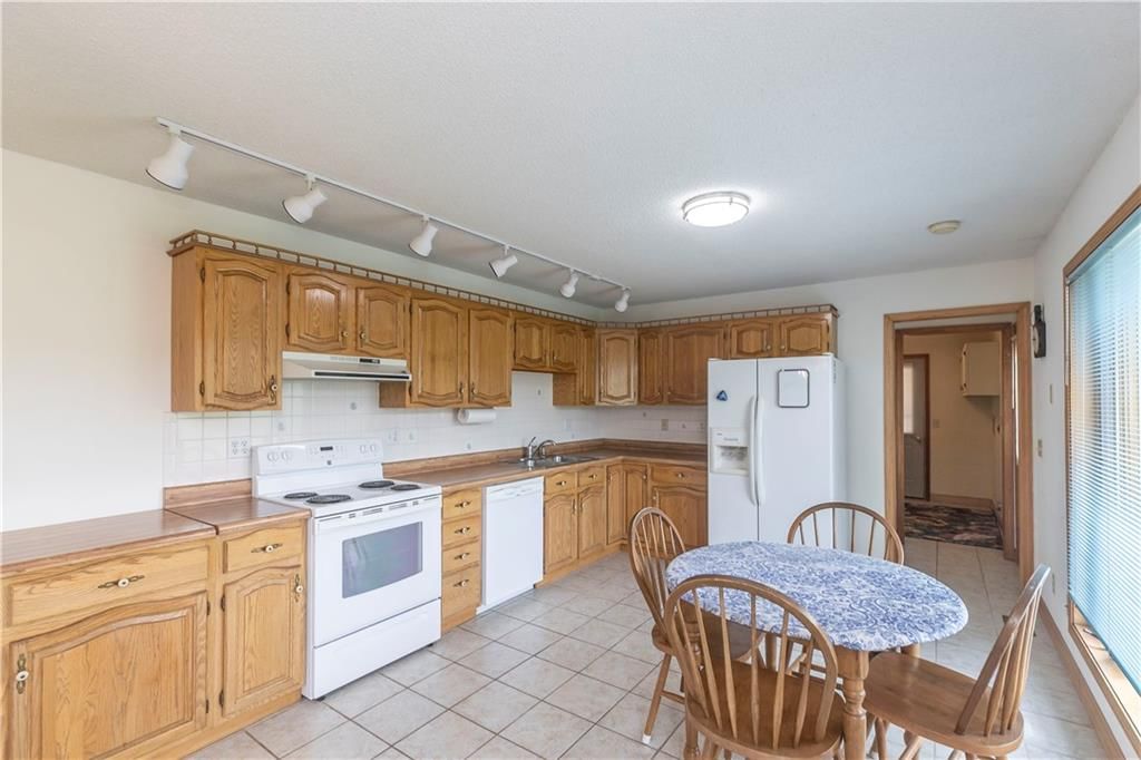 24069 Chieftain Road — photo 49