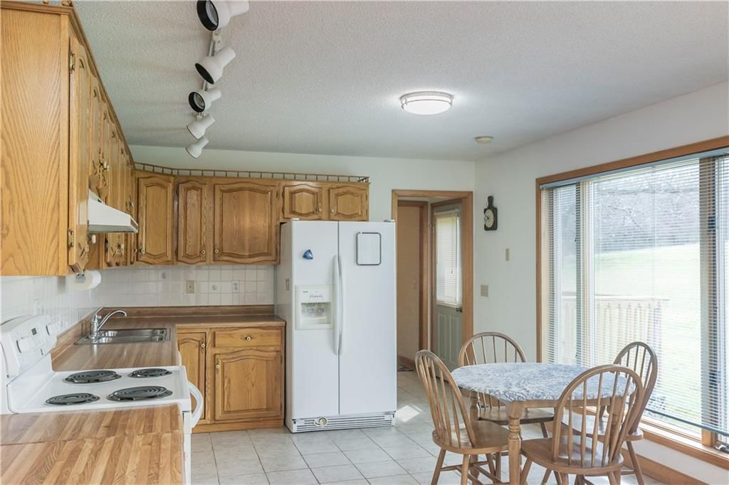24069 Chieftain Road — photo 55