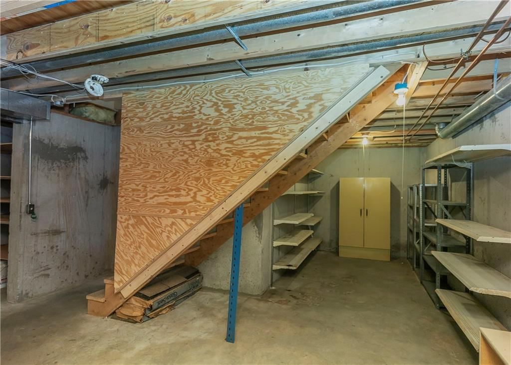 24069 Chieftain Road — photo 57