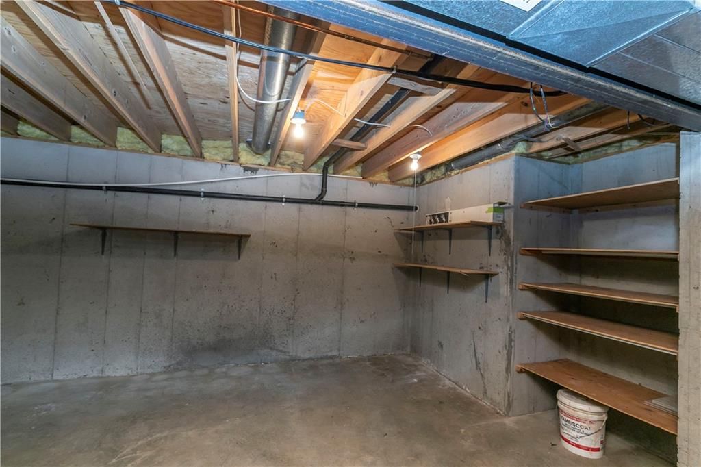 24069 Chieftain Road — photo 58