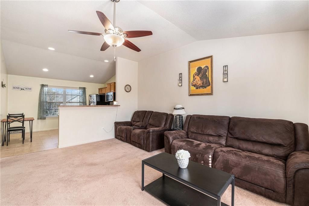 14313 Richmond Avenue — photo 5