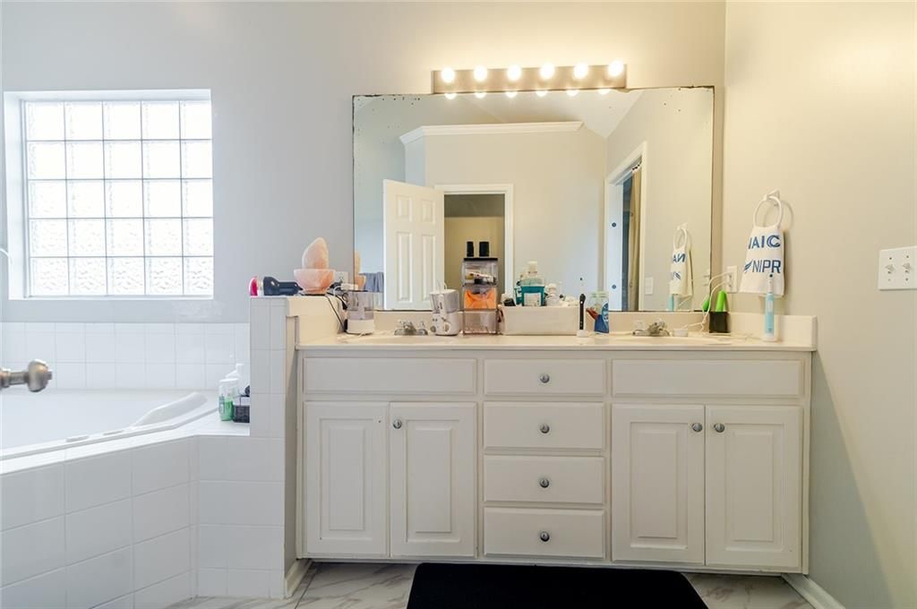 12212 Clubhouse Drive — photo 36