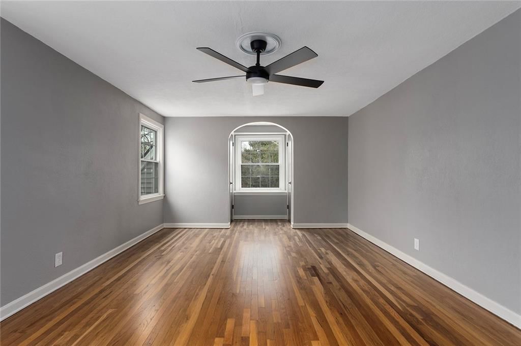 7339 Holmes Road — photo 15