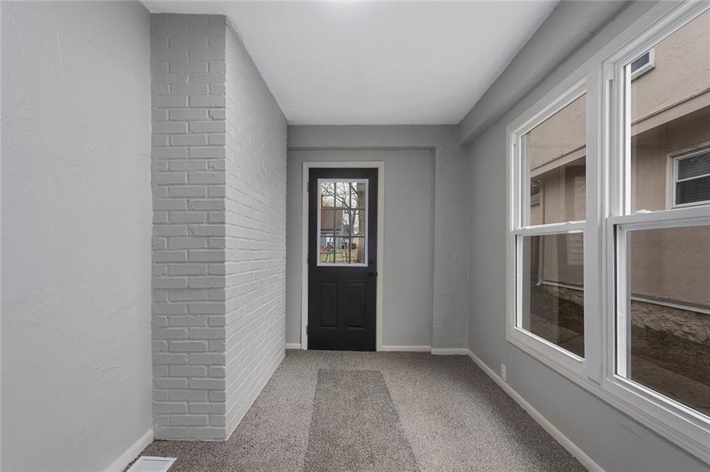 7339 Holmes Road — photo 25