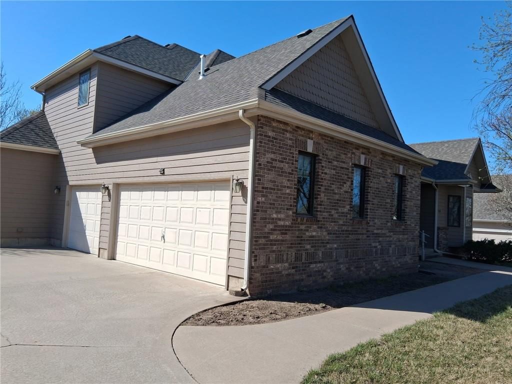 1250 Columbine Circle — photo 3