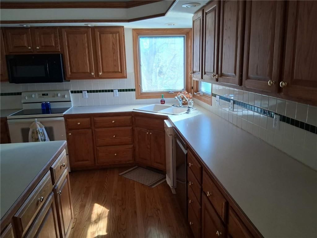 1250 Columbine Circle — photo 35