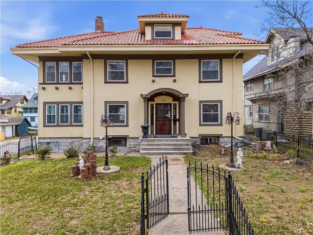 3346 Benton Boulevard — photo 2