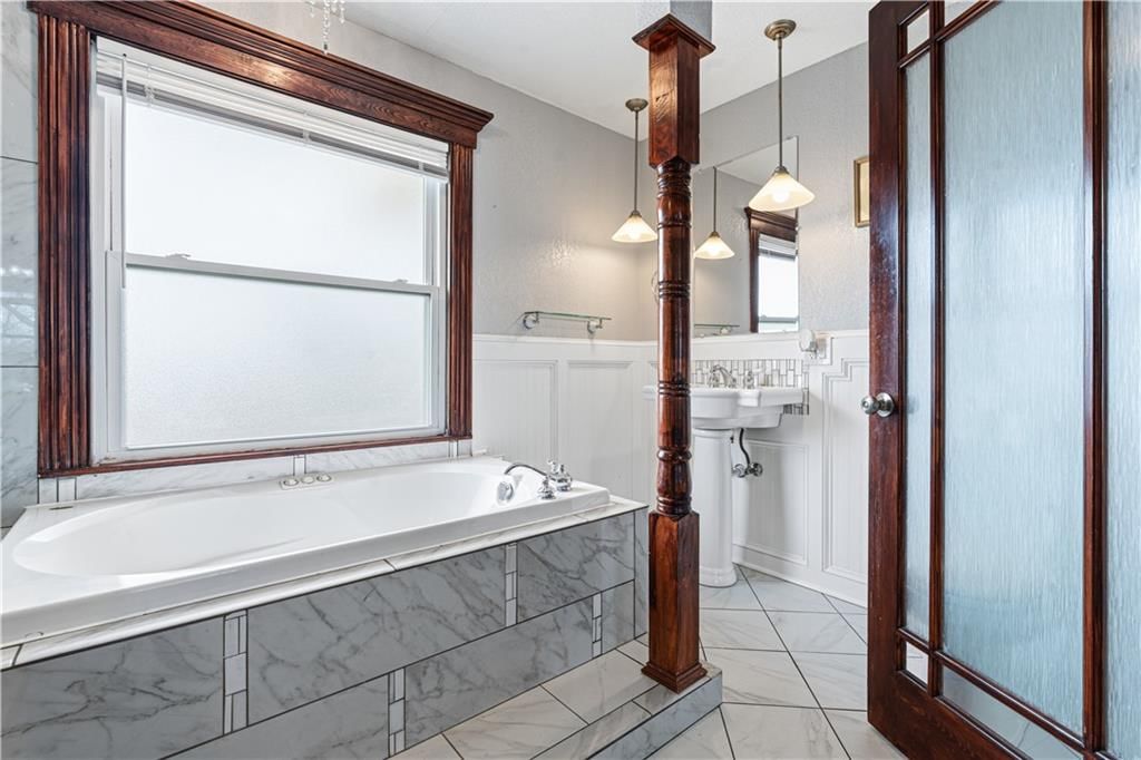 3346 Benton Boulevard — photo 29