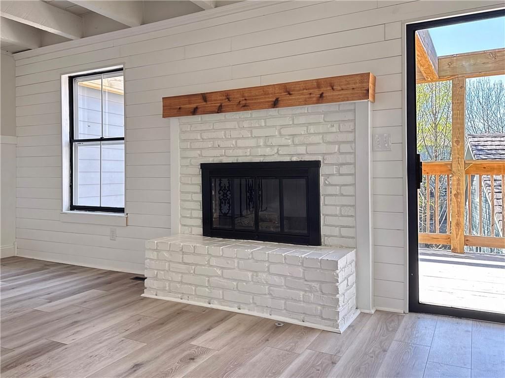 160 NE Bayview Drive — photo 5