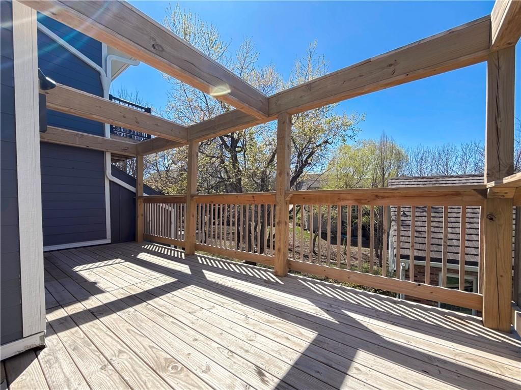 160 NE Bayview Drive — photo 11