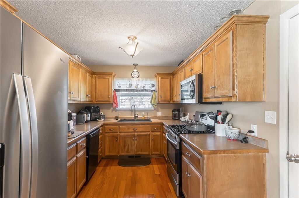 11030 N Charlotte Street — photo 12