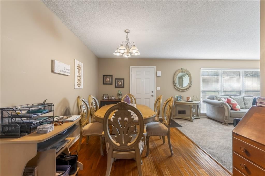 11030 N Charlotte Street — photo 16