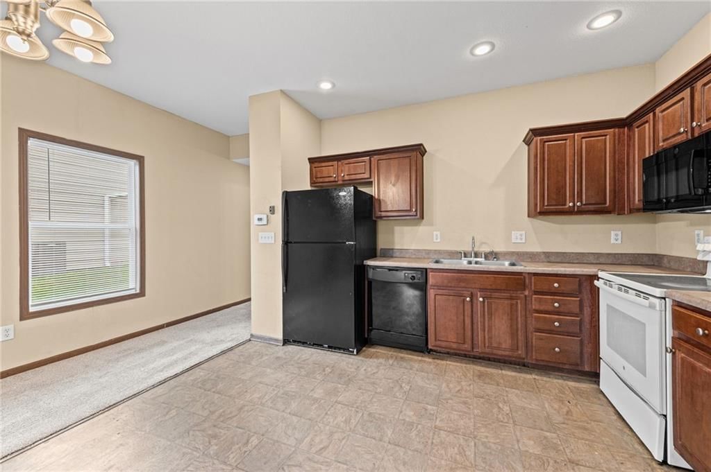 1640 SW Madison Street — photo 8