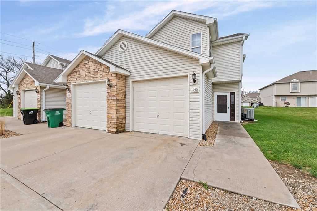 1640 SW Madison Street — photo 30