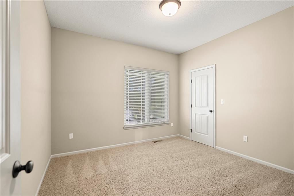10974 S Barker Road — photo 32