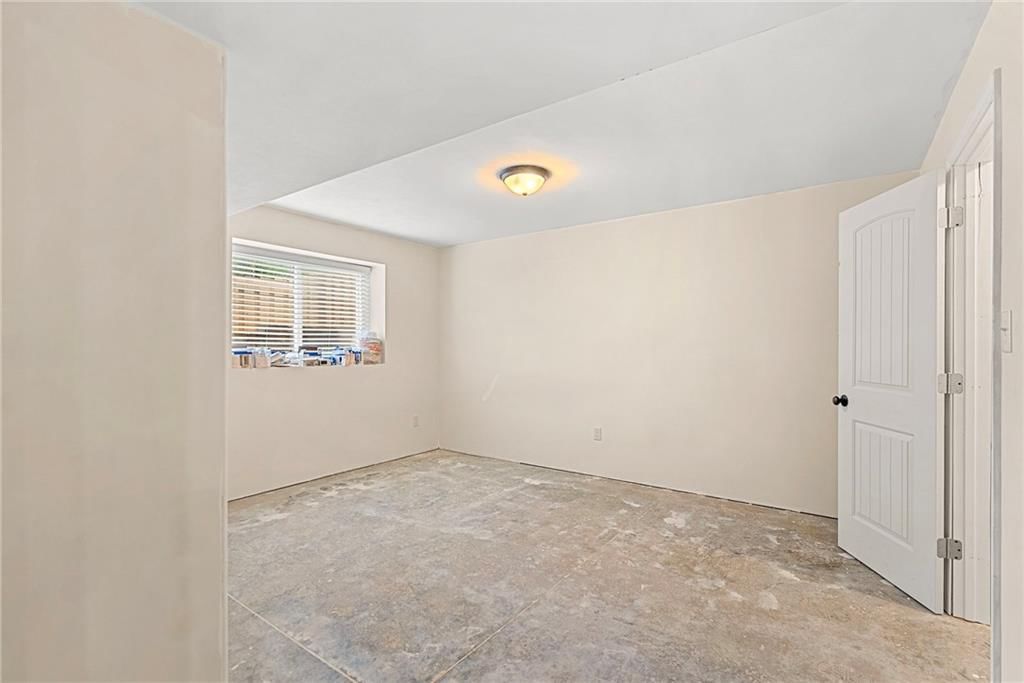 10974 S Barker Road — photo 47