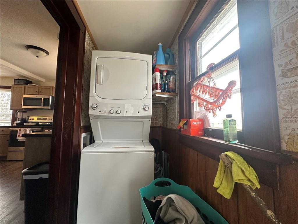 421 W 3RD Street — photo 14