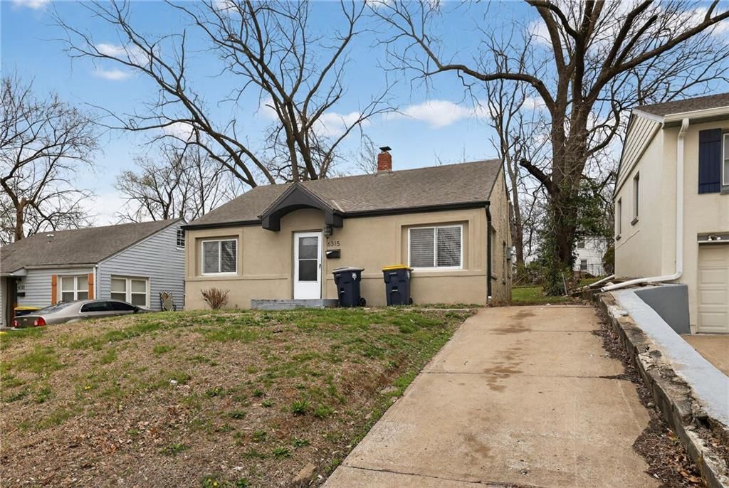 6315 S Benton Avenue — photo 2