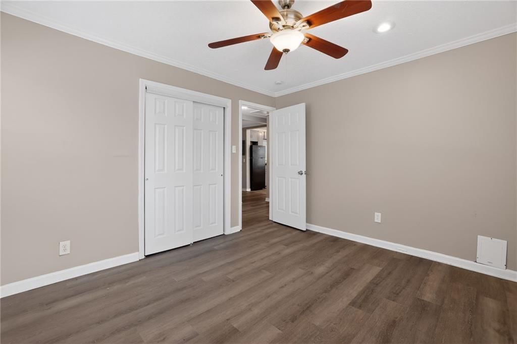 6315 S Benton Avenue — photo 23