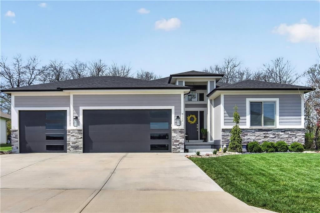 9115 SW 12th Street, Lee's Summit, MO