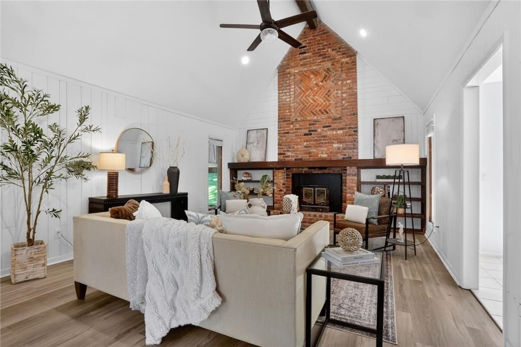 5751 Richards Circle — photo 3