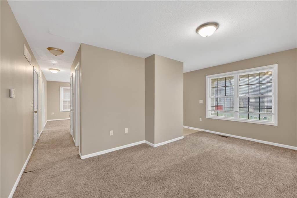 527 Oakland Avenue — photo 7